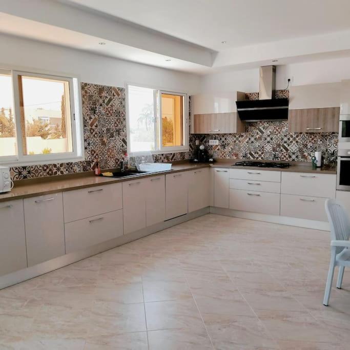 Vill La Reine Jerba Avec Piscine Villa El Guecheine Exteriör bild